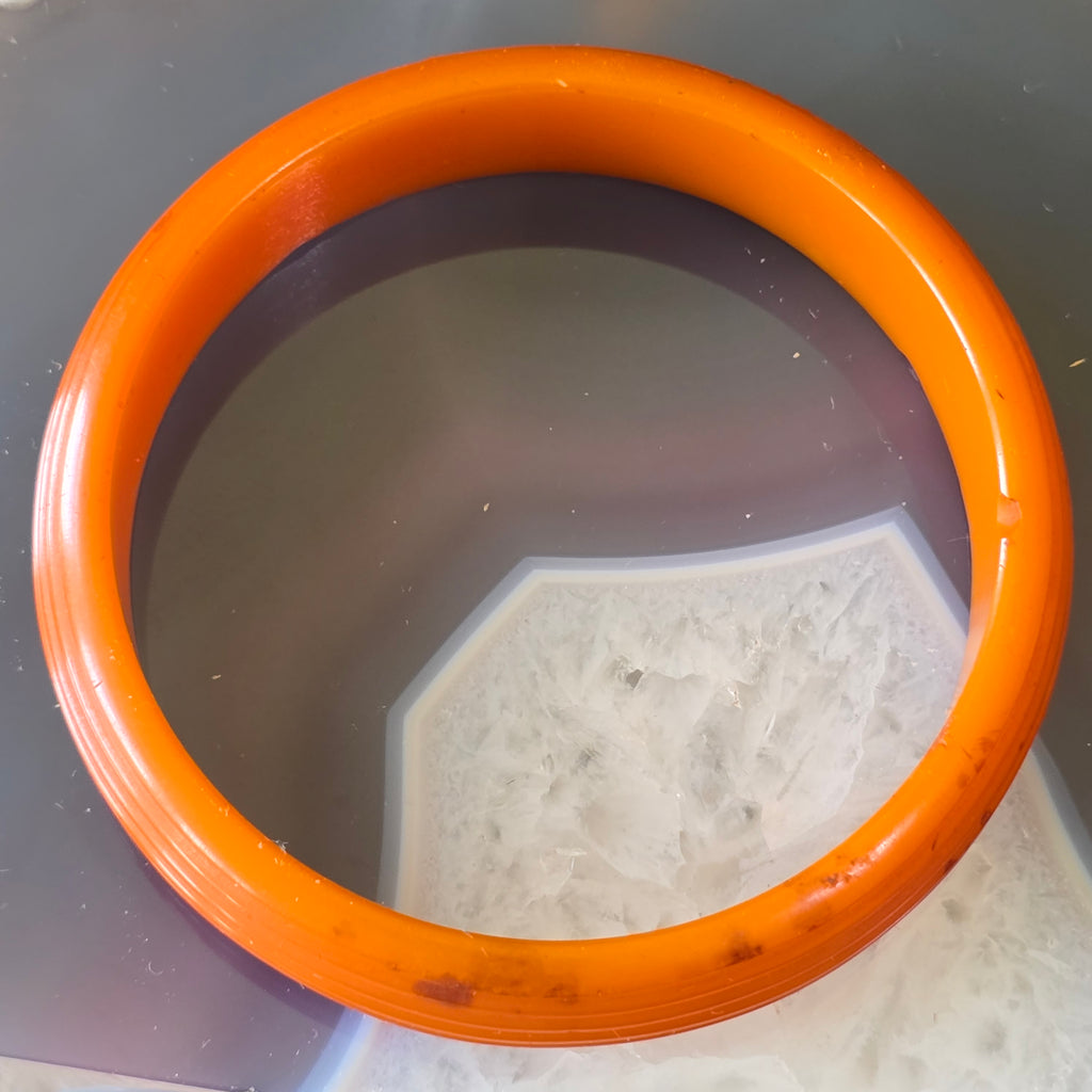 Antique Deep Butterscotch Bakelite Catalin Bangle Bracelet with Ridges