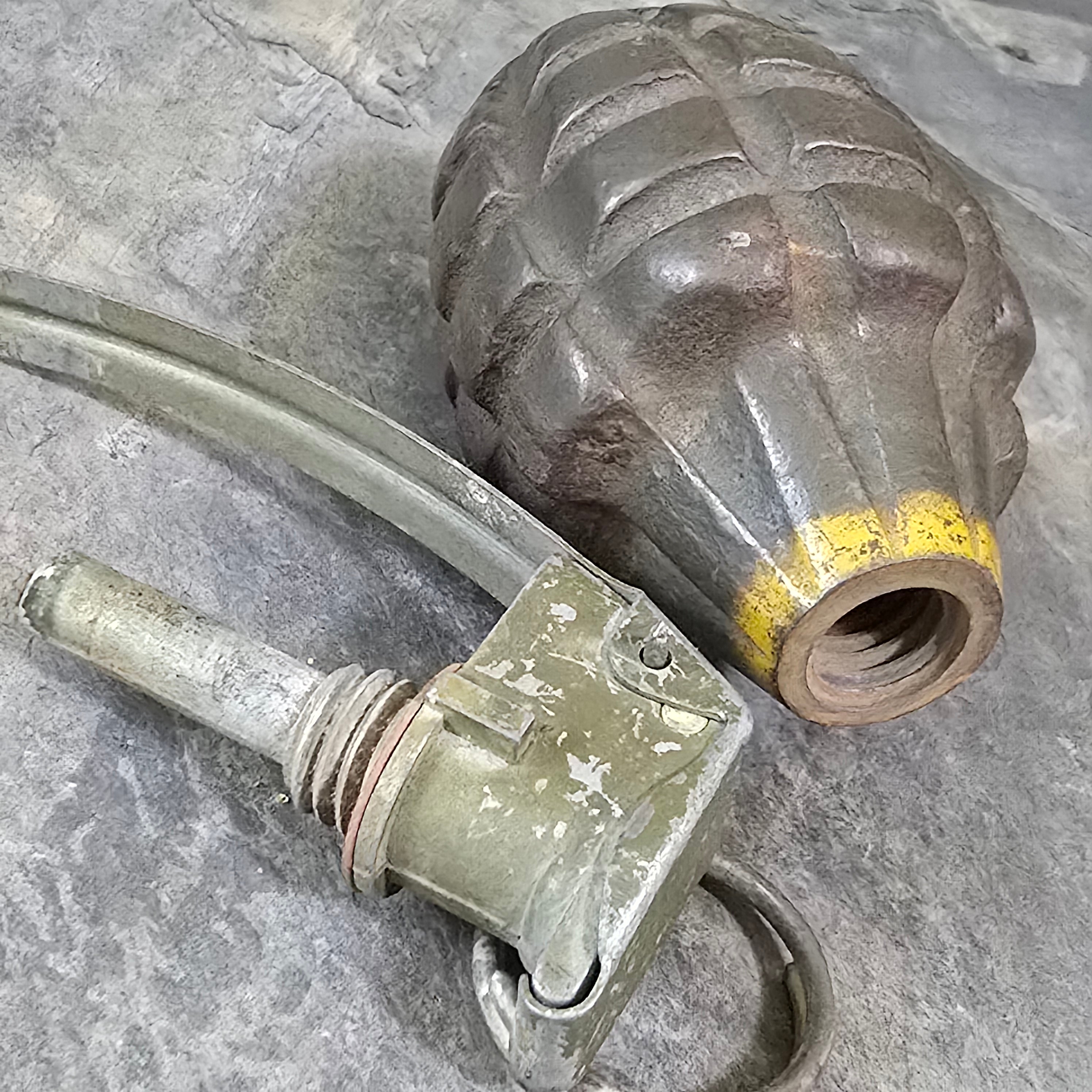 WWII Vintage US Army MKII Pineapple Frag Hand Grenade Fuze M10A2 Decommissioned