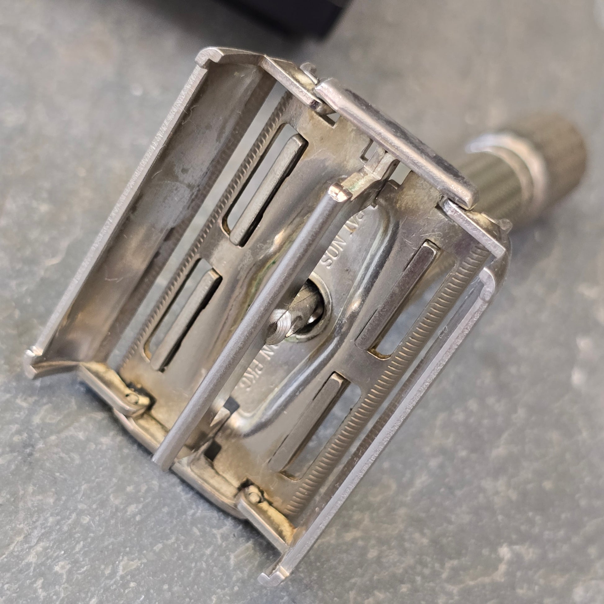 1958 Vintage Gillette D4 TTO Adjustable Fat Boy Safety Razor in Original Box