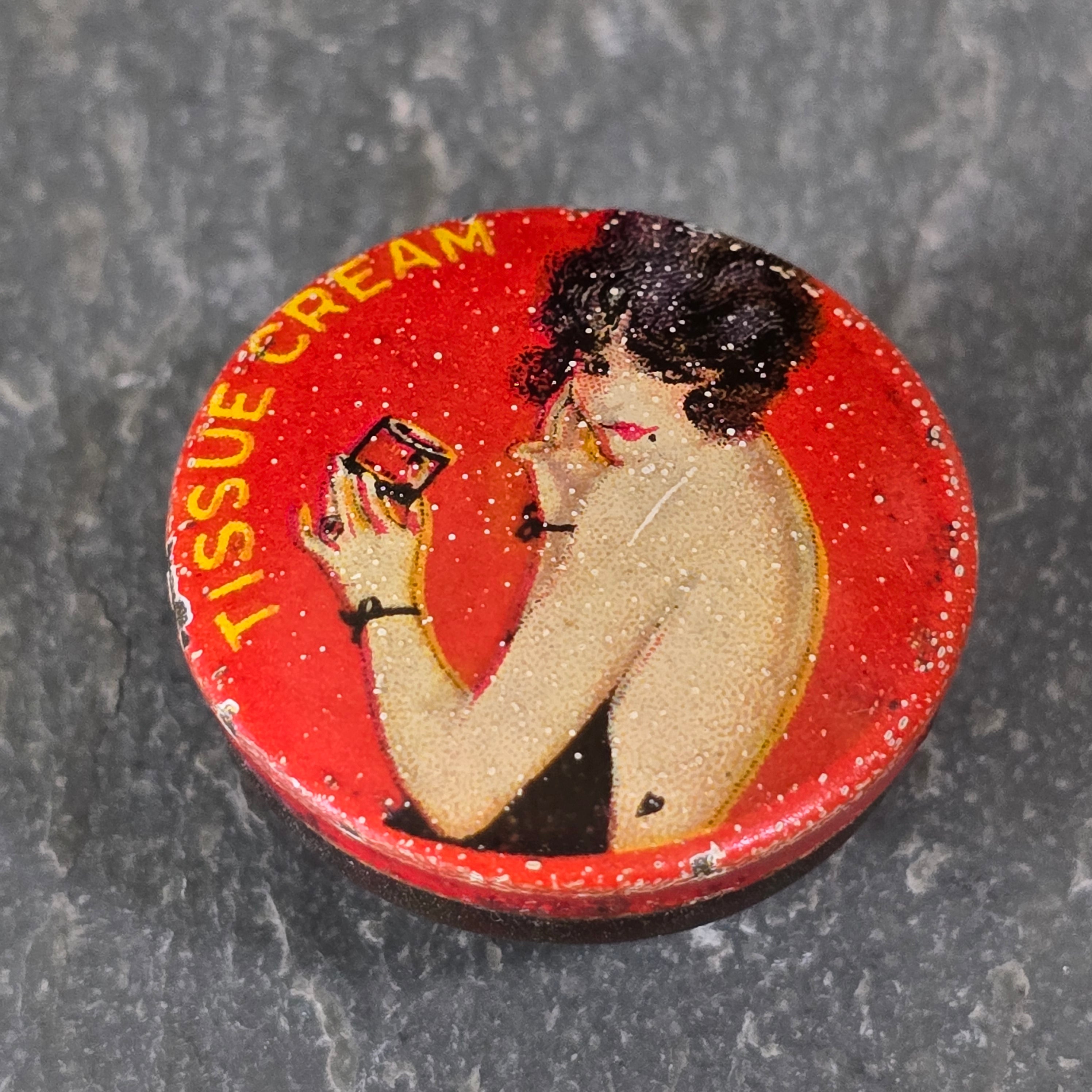 Tiny Vivaudou Tissue Cream Tin Purse Pocket Make-Up Compact Flapper Graphics