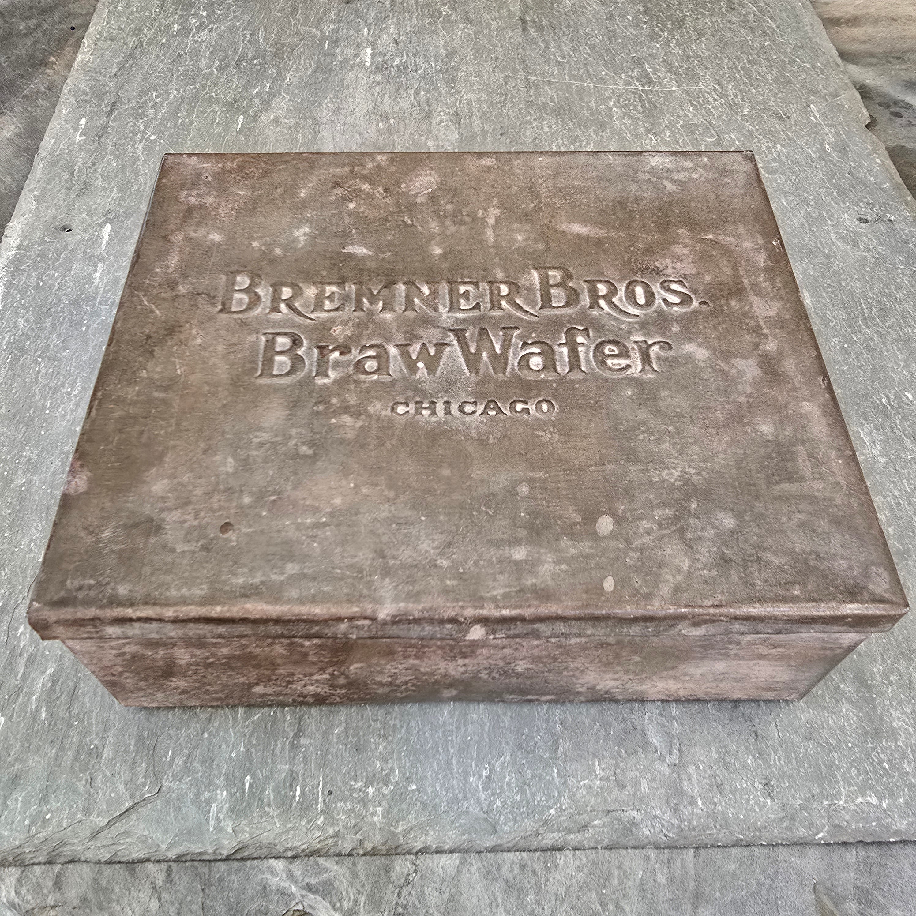 Scarce Antique Bremner Bros. Braw Wafers Cookie Biscuit Advertising Tin Chicago