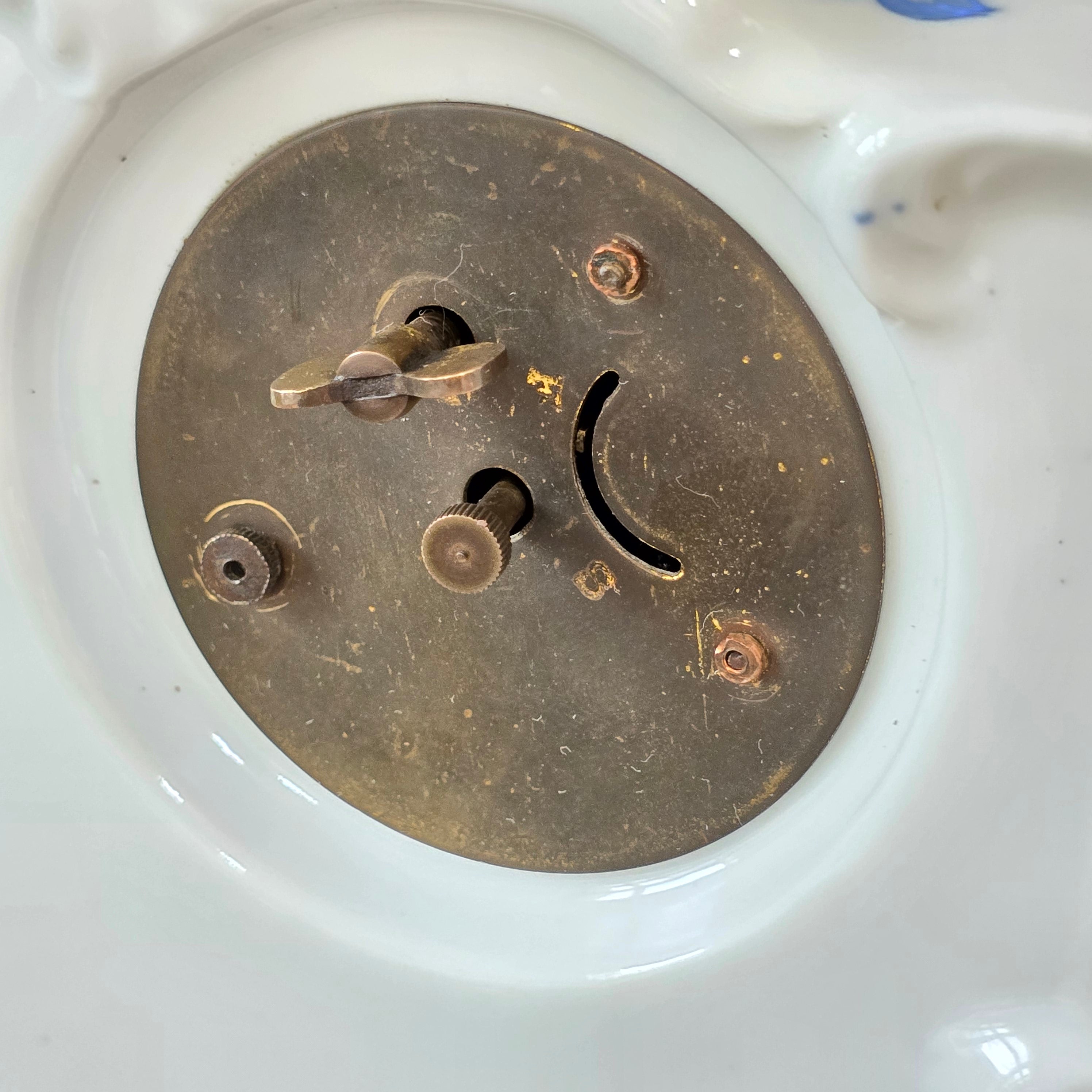 Working Antique Delft Dutch Themed Blue & White Delftware New Haven Mantel Clock