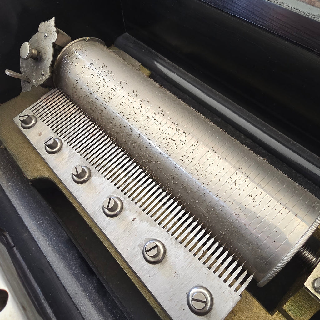 Antique Late Victorian Mermod Freres 8 Tune 62 Note 9 Inch Cylinder Music Box