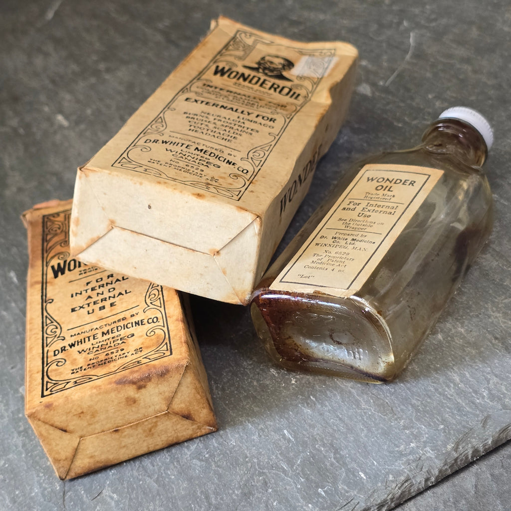 Antique Dr. White Medicine Co. Wonder Oil Bottle & Original Boxes Winnipeg Quack