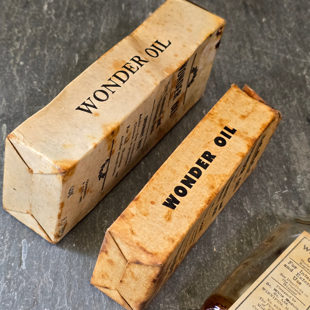 Antique Dr. White Medicine Co. Wonder Oil Bottle & Original Boxes Winnipeg Quack