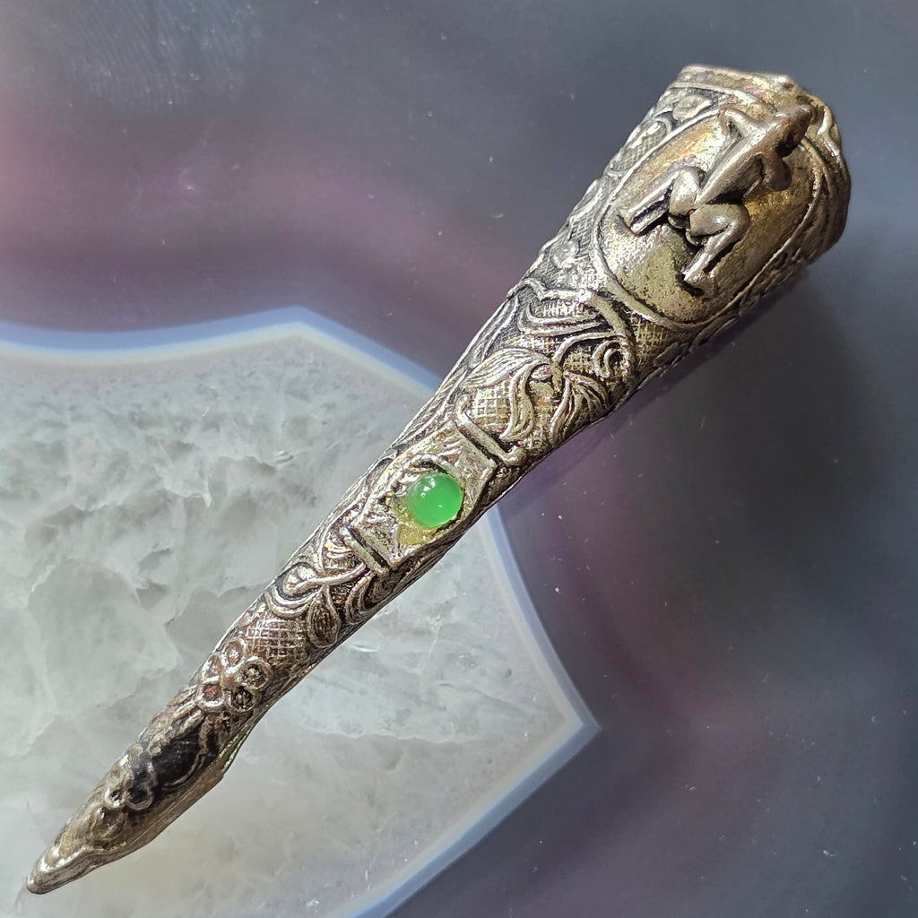 Antique Embossed Chinese Fingernail Guard Frog Green Cabochon Finger Nail Guard