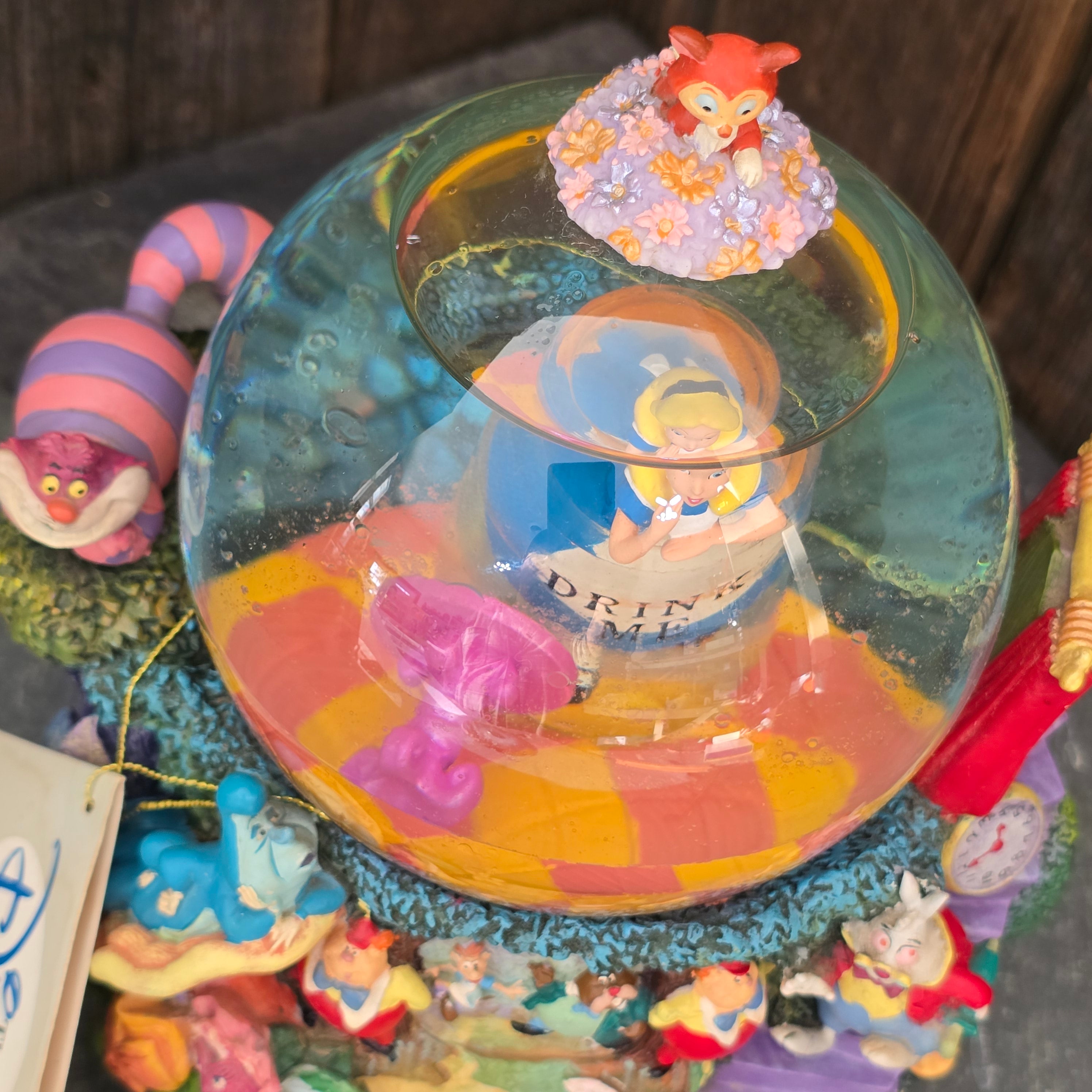 Scarce Vintage Walt Disney Alice in Wonderland Drink Me Snow Globe Music Box
