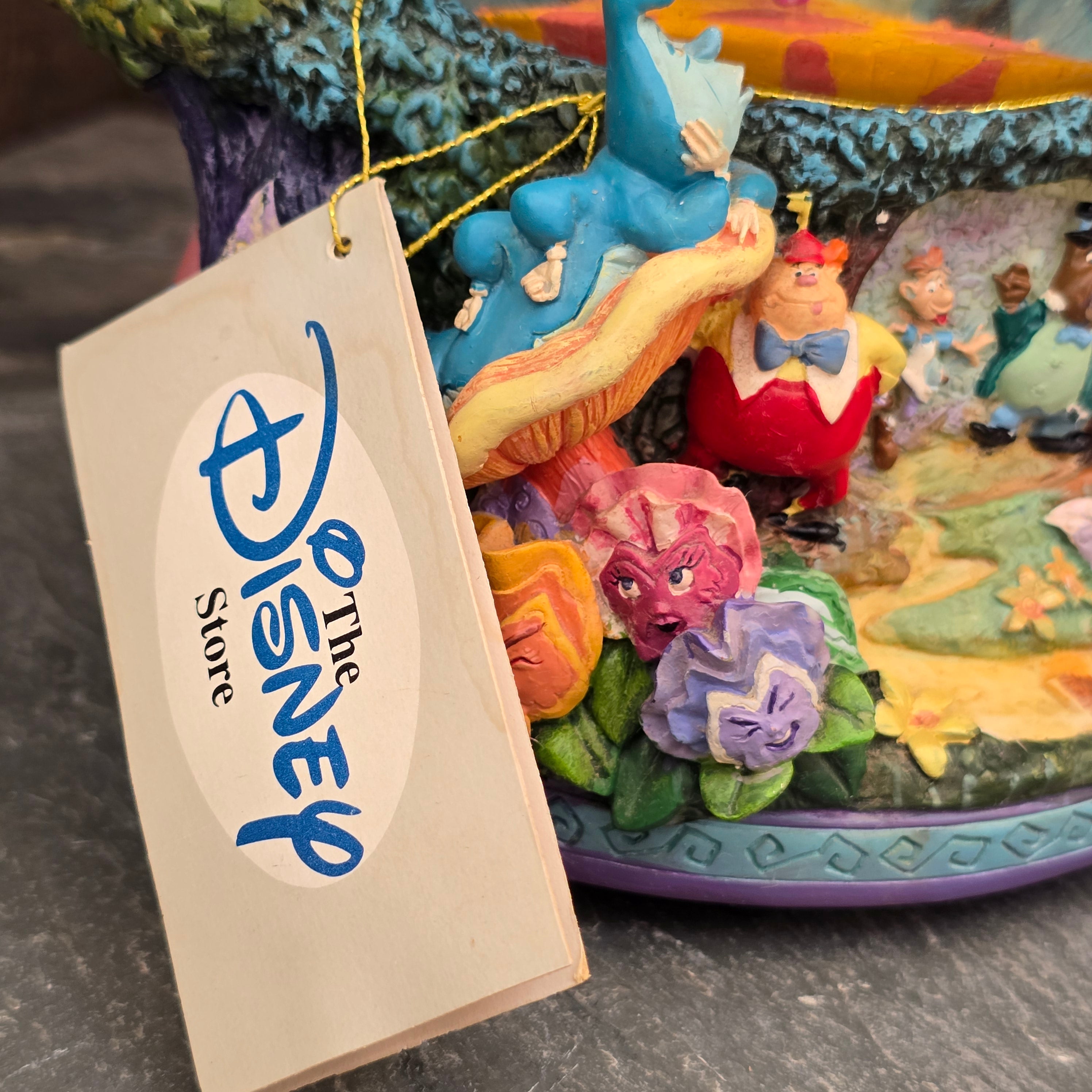 Scarce Vintage Walt Disney Alice in Wonderland Drink Me Snow Globe Music Box