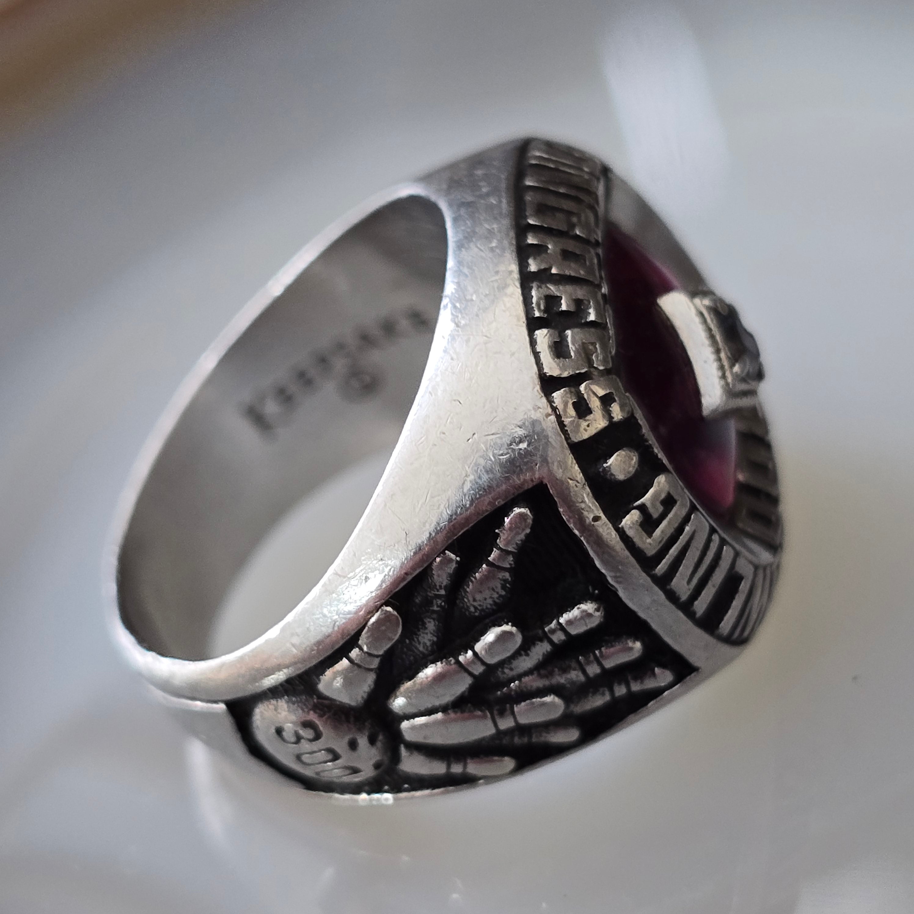 1993 Vintage American Bowling Congress 300 Game Award Keepsake Ring Size 7