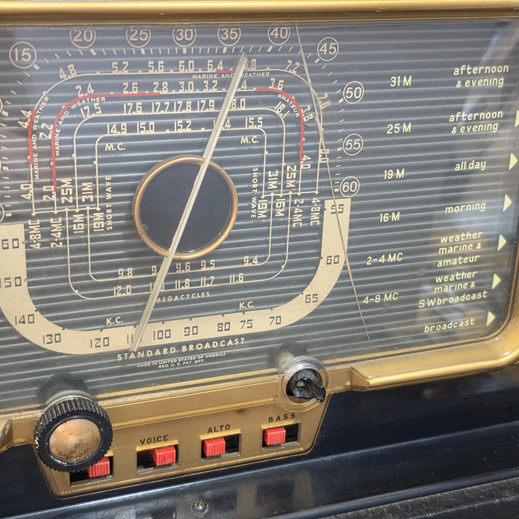 Zenith Model H500 Trans-Oceanic Multi-Band Portable Tube Radio & Original Box