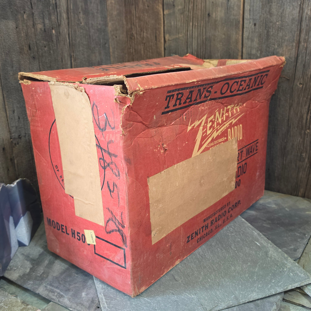 Zenith Model H500 Trans-Oceanic Multi-Band Portable Tube Radio & Original Box