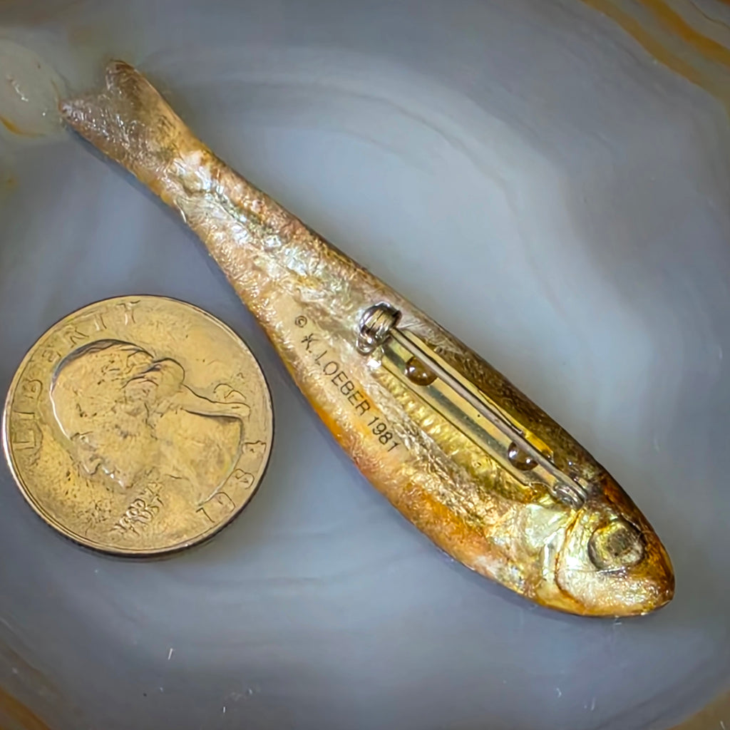 Ken Loeber 1981 Vintage Signed Lucite Encased Minnow Brooch Fish Pin Oddity