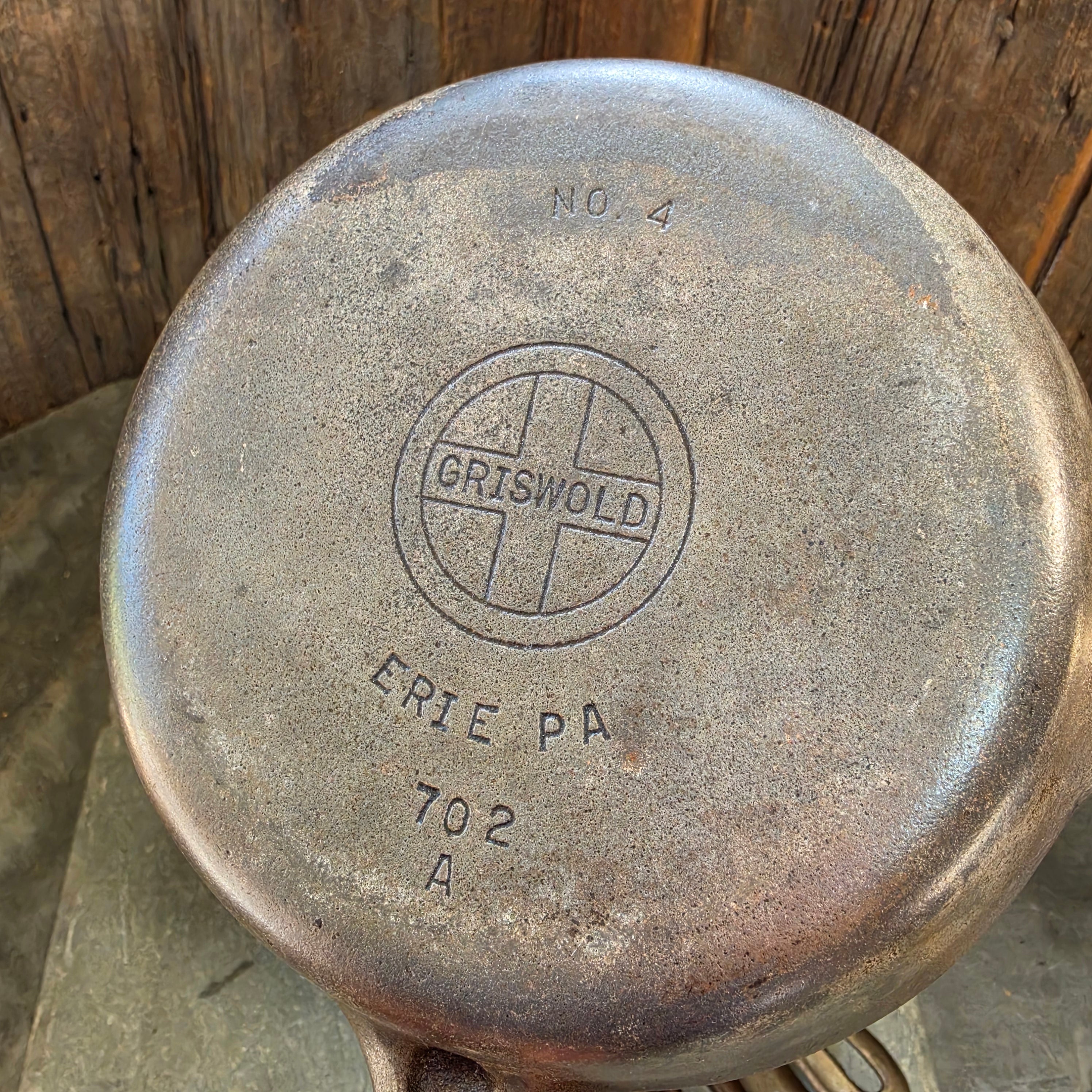 Lot of 7 Vintage Estate Found Griswold Cast Iron Skillets Griddle Erie, PA