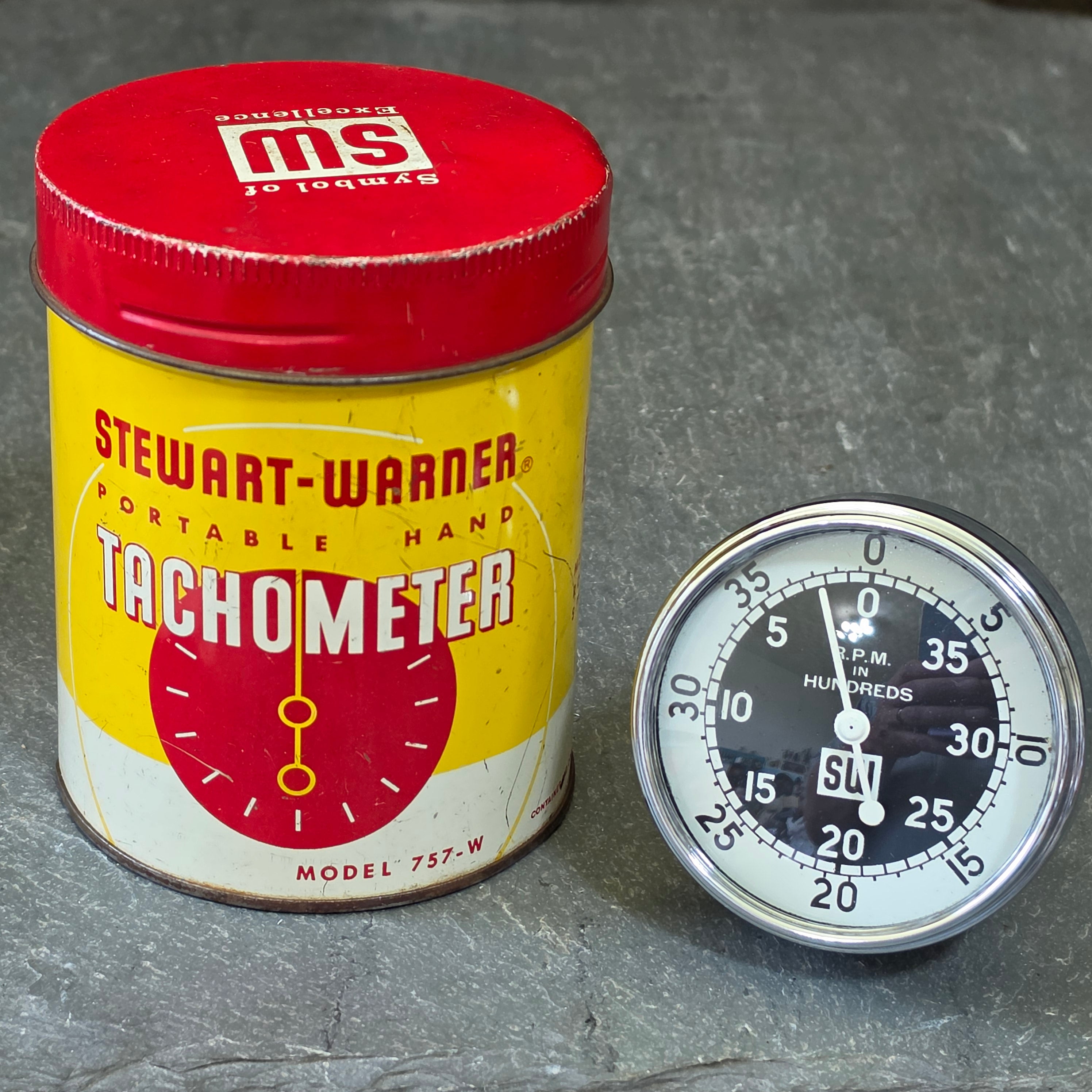 Vintage Stewart Warner Portable Hand Tachometer 757-W Mechanical RPM Gauge Tin