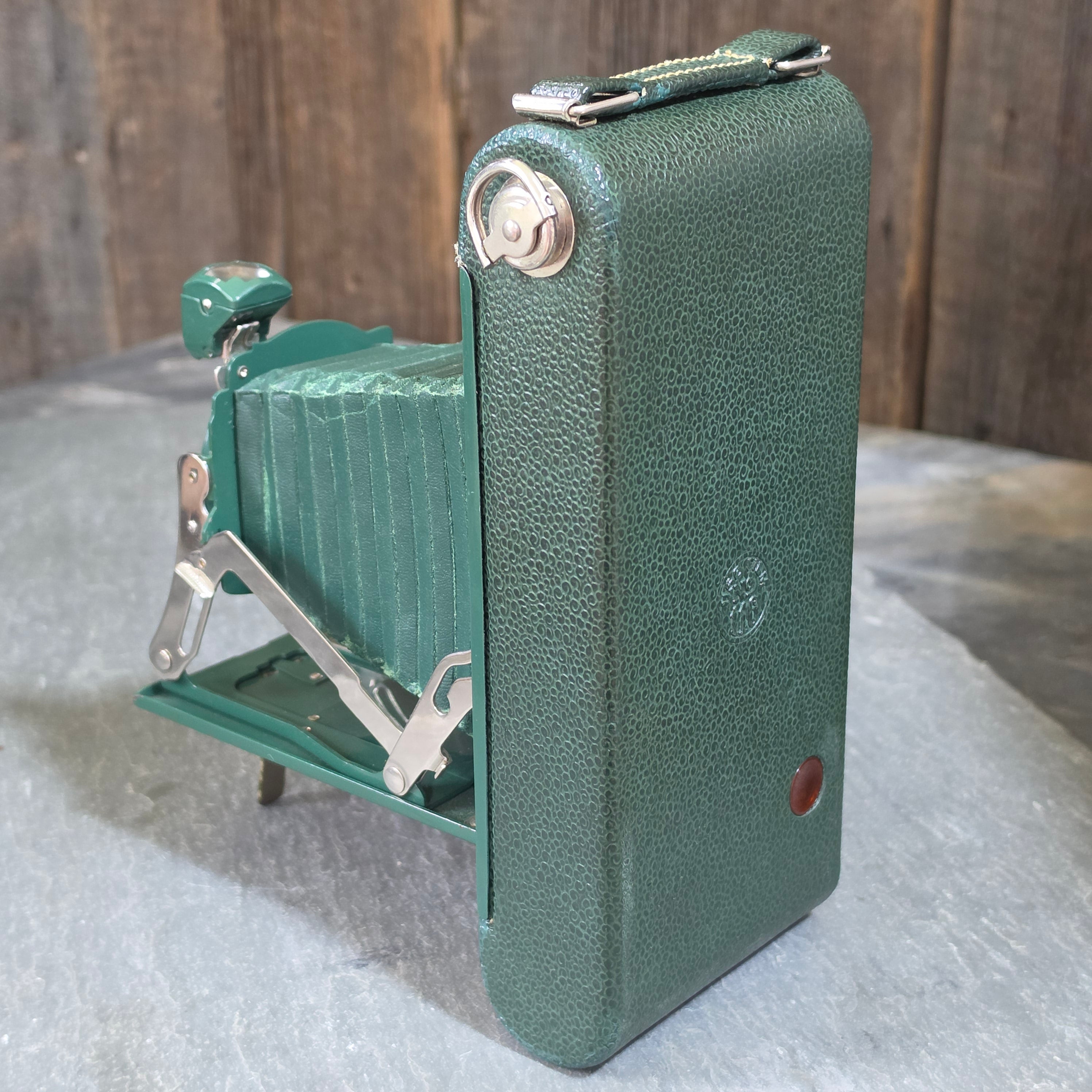Vintage 1930 Green Kodak No 1A Pocket Junior Folding Bellows Camera with Case