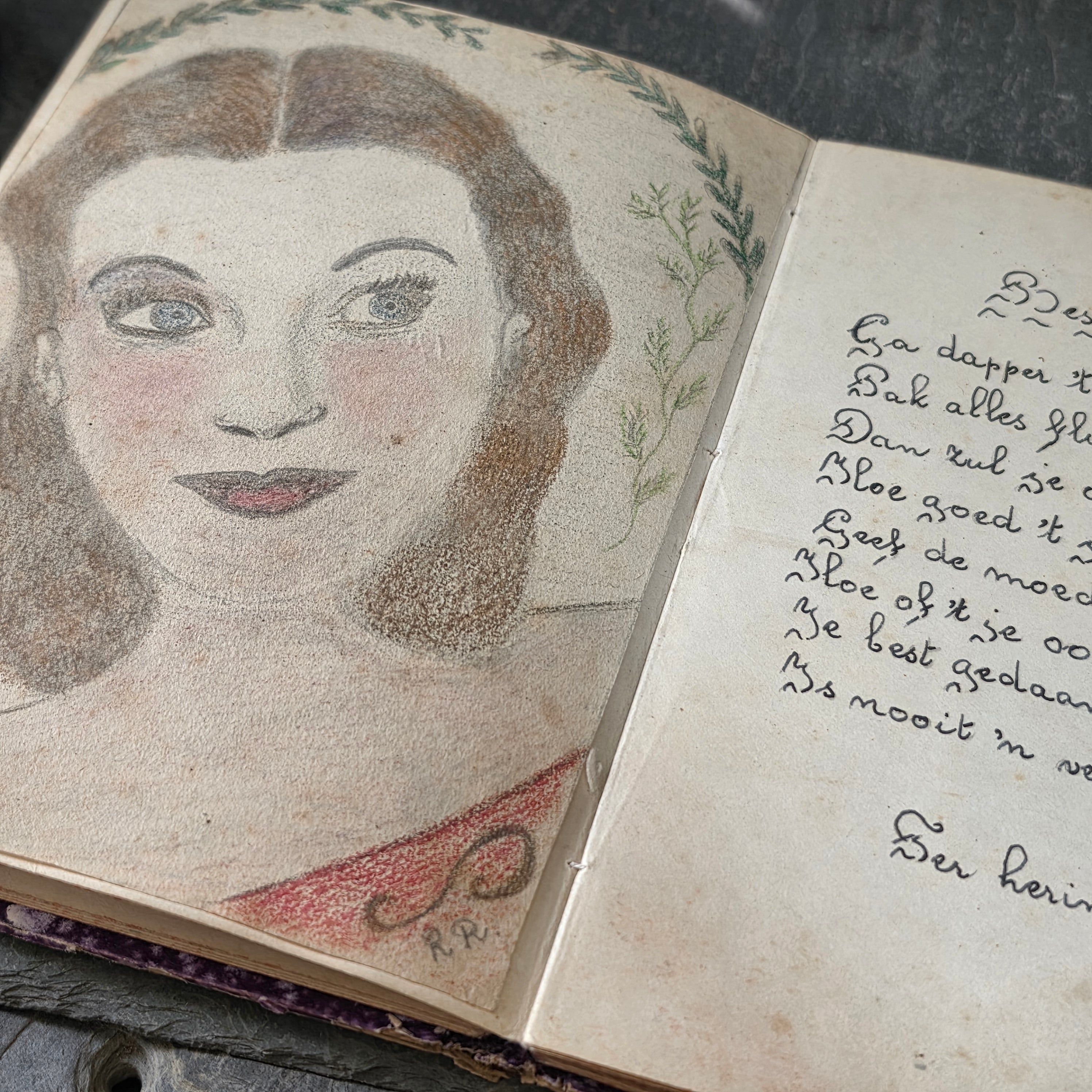 Vintage 1940s Dutch Batavia Indonesia Autograph Album Poesiealbum Art Drawings
