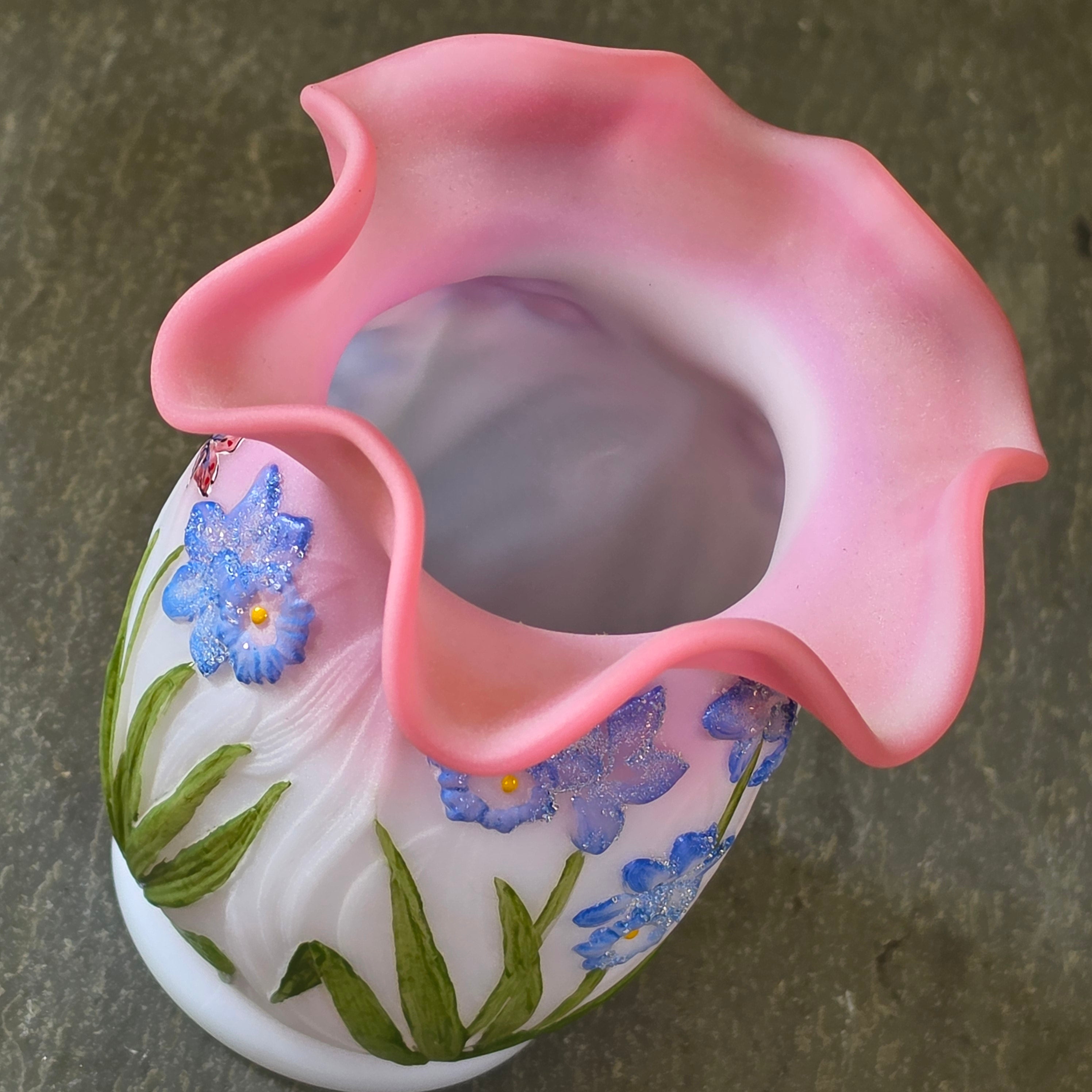 Fenton Art Glass Rose Crest Pink Ruffled Satin Vase Butterfly Marilyn Wagner