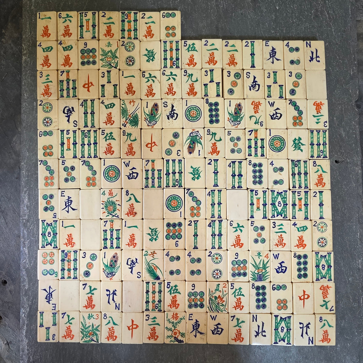 Antique 1920s Bone Bamboo Mahjong Tiles Set 147 Hand Carved Chinese Game Pieces